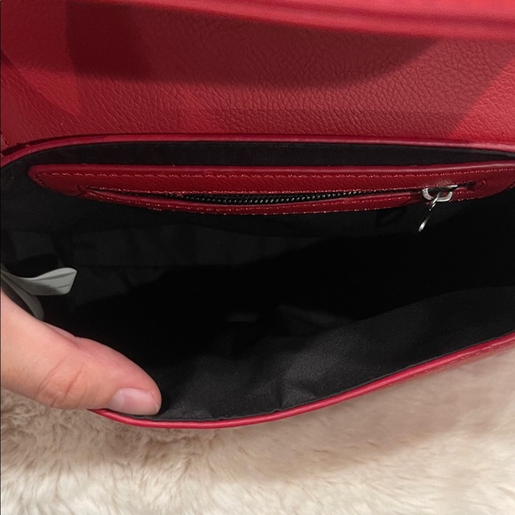 Lounge fly Dragon Ball Z Red Crossbody Bag with Embroidered Patch - Picture 5 of 6